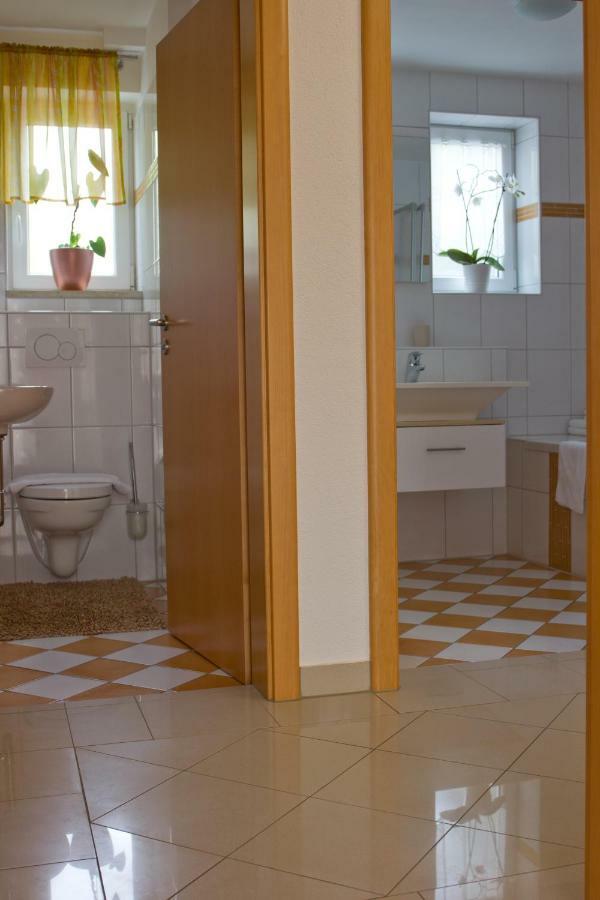 Ferienhaus Giulia In Gunzburg Ideal Fur 2 Familien Apartment Luaran gambar